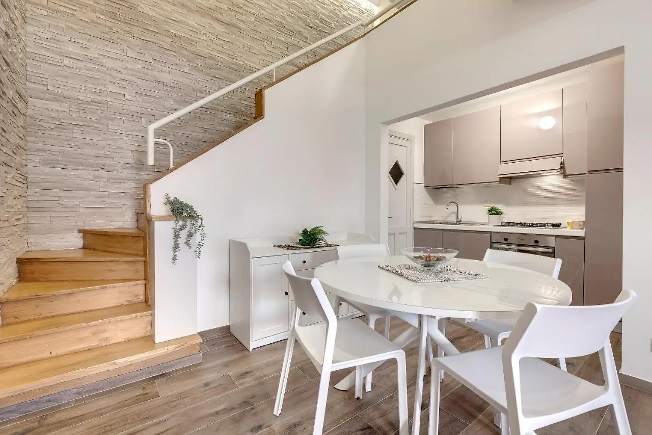 Rachel Apartment By Mamo Florencia